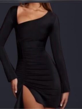 Oh Polly Black Asymmetric One-Shoulder Long Sleeve Dress